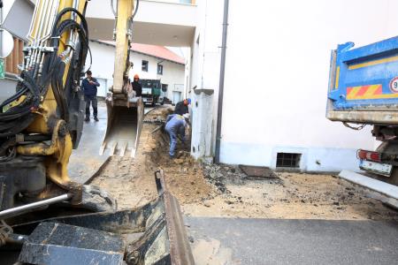 Energetska in statična obnova Knjižnice Jožeta Udoviča Cerknica  04 Foto Ljubo Vukelič